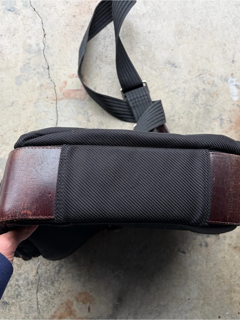 Filson Passage Computer Bag Nylon Leather Trim